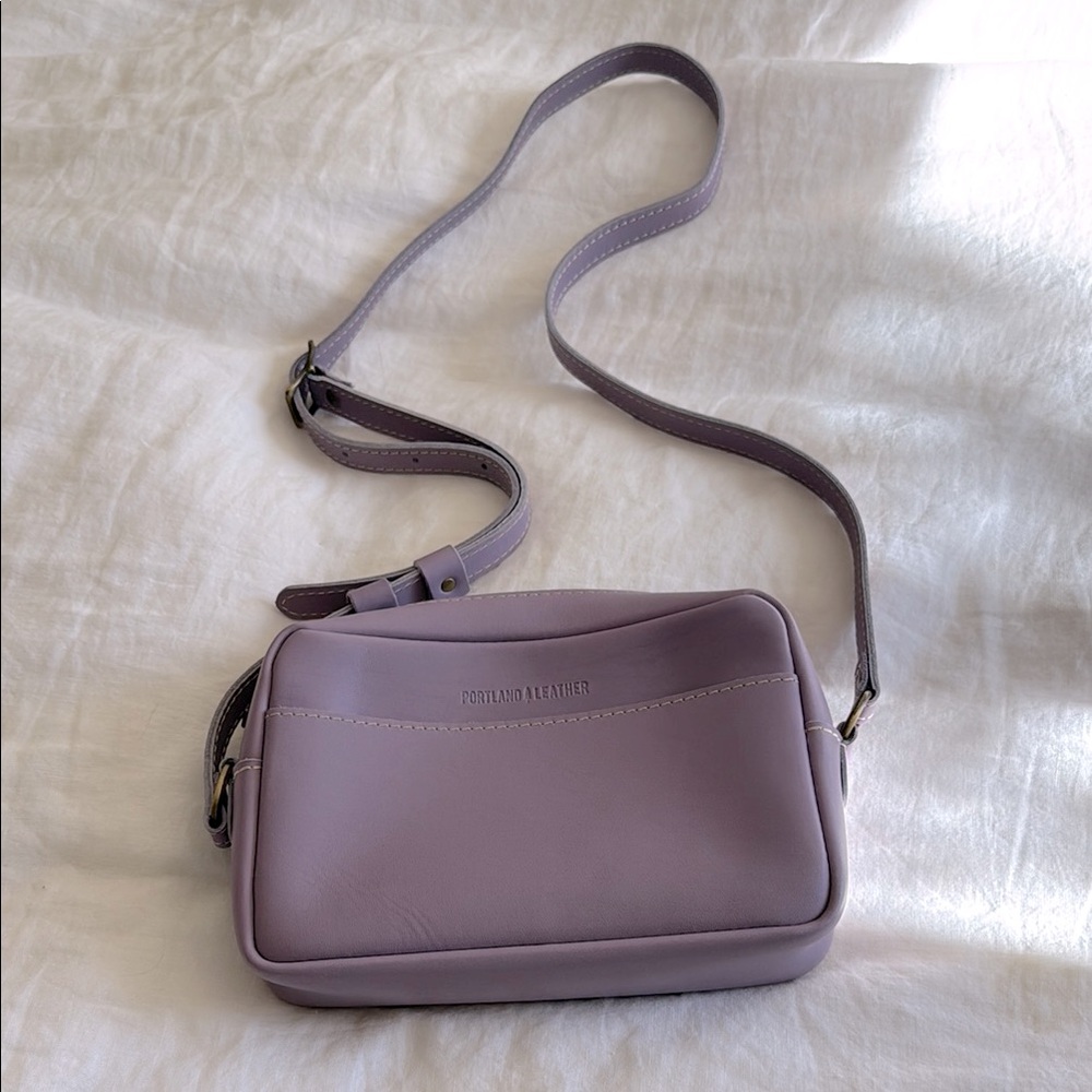 PORTLAND LEATHER Lilac Crossbody leather bag
